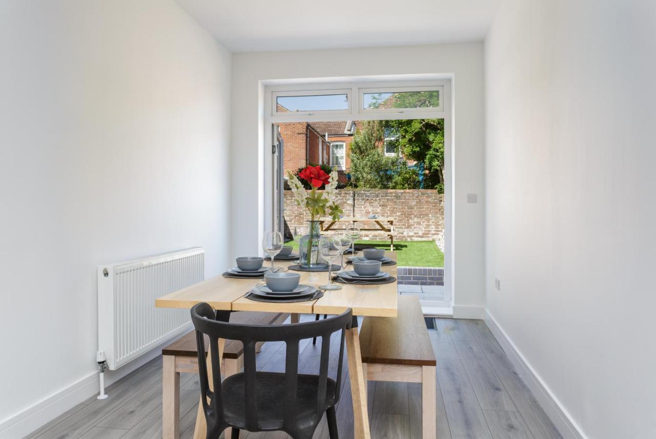 Harold House - Modern Open Plan 4 Bedroom, 3 Bathroom House In Central Southsea, Portsmouth Luaran gambar
