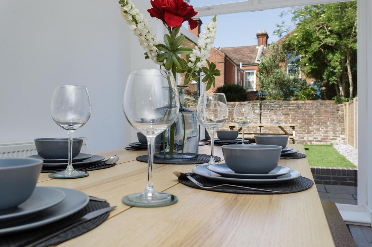 Harold House - Modern Open Plan 4 Bedroom, 3 Bathroom House In Central Southsea, Portsmouth Luaran gambar