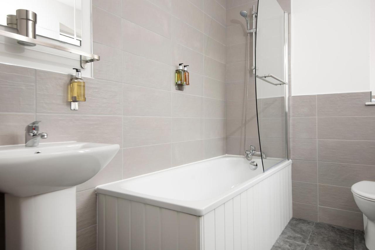 Harold House - Modern Open Plan 4 Bedroom, 3 Bathroom House In Central Southsea, Portsmouth Luaran gambar